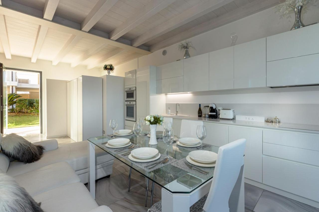 Apartment Blue Laguna Sirmione Exterior photo